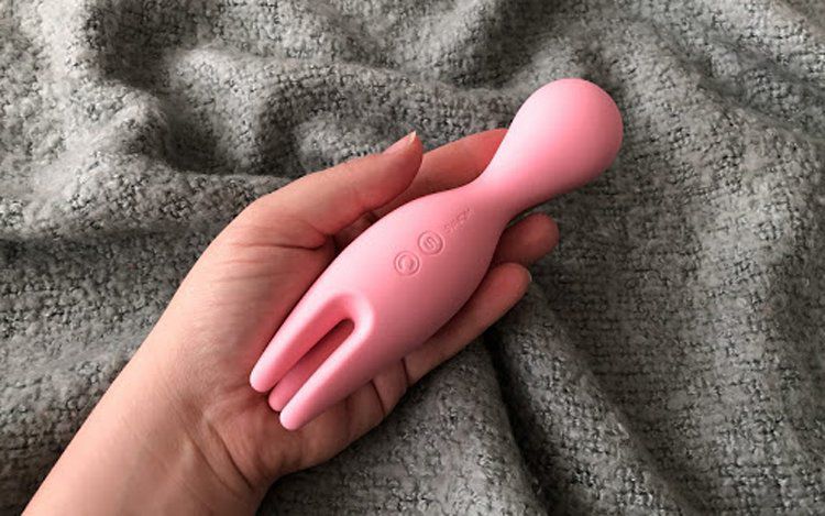  Phân phối Svakom NYMPH rung 2 đầu 25 chế độ cho đầu ti và âm đạo cao cấp